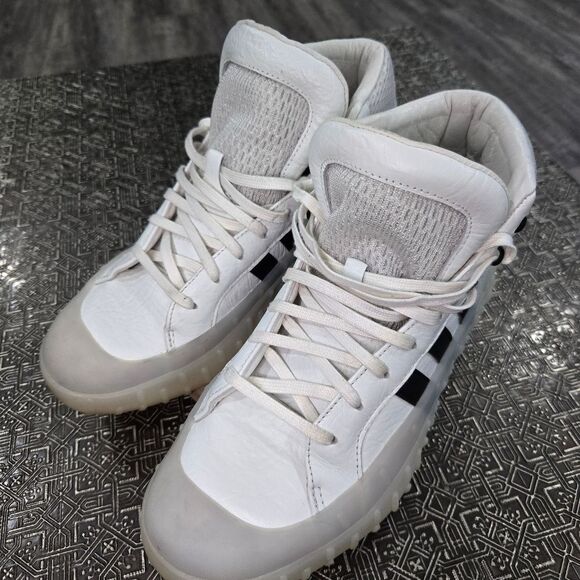 ? Adidas Yeezy Y-3 GR.1P Core White Size 8 Excellent Condition main image 5